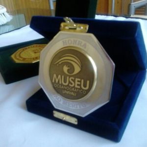 Medalhas exclusivas personalizadas em aço e latão - Image 6